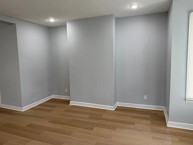 618 Chestnut Hill Ave — Photo 21