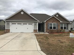 510 New Hanover Trl, Jacksonville, NC 28546