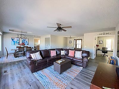 Main level Living Room
