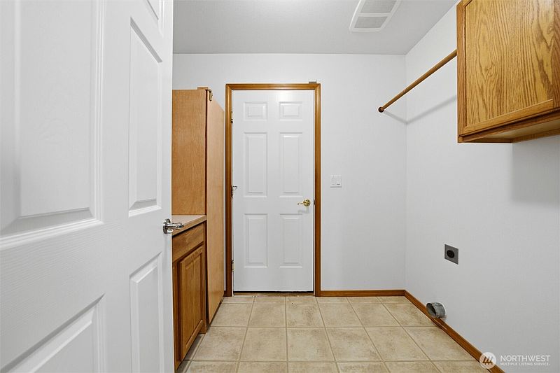 3rd image of 218 Sun Willows Boulevard