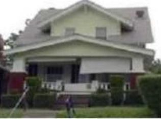 3915 S Benton Ave, Kansas City, MO 64130