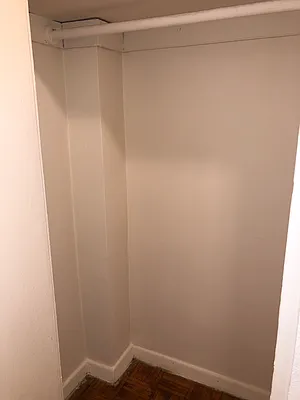 Rented by R New York | media 35