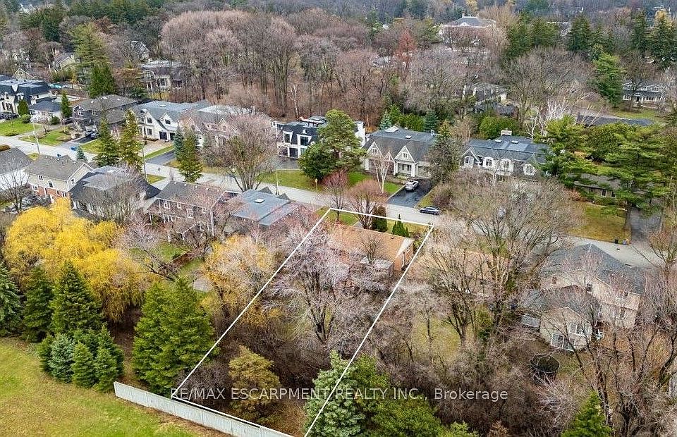 1st image of 1051 Melvin Ave