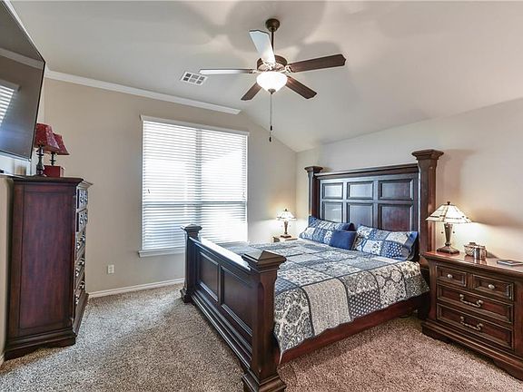 4th image of 9713 Wessex Dr