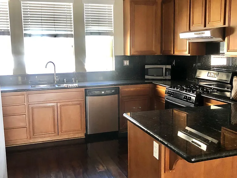 16938 Hutchins Lndg #97 — Photo 9
