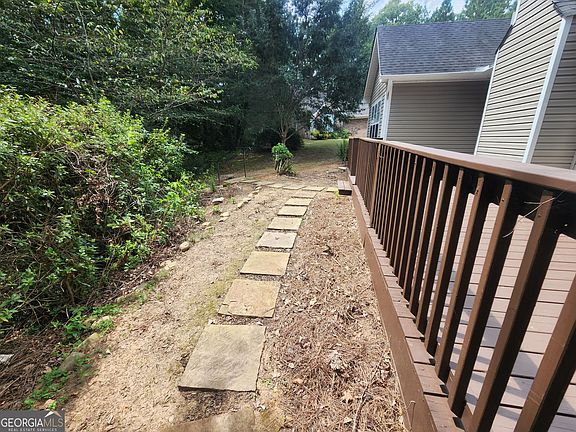 5th image of 180 Brookestone Point