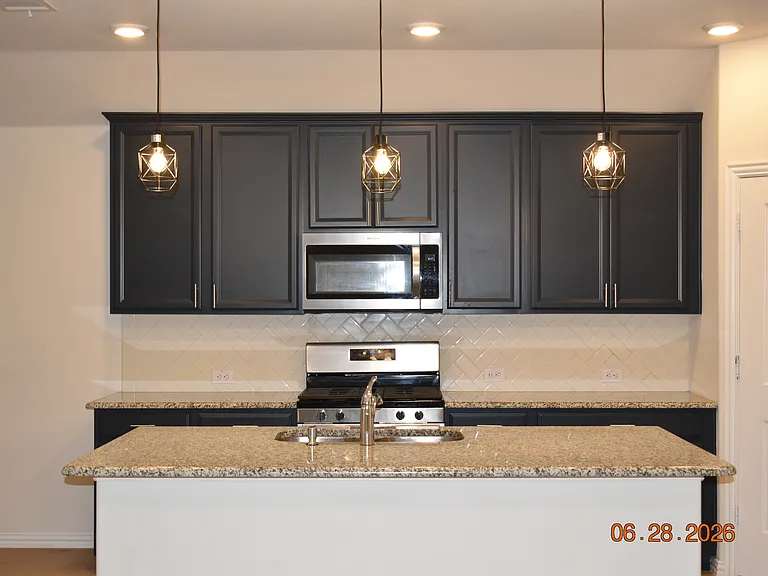 3321 Riverlawn Dr — Photo 7