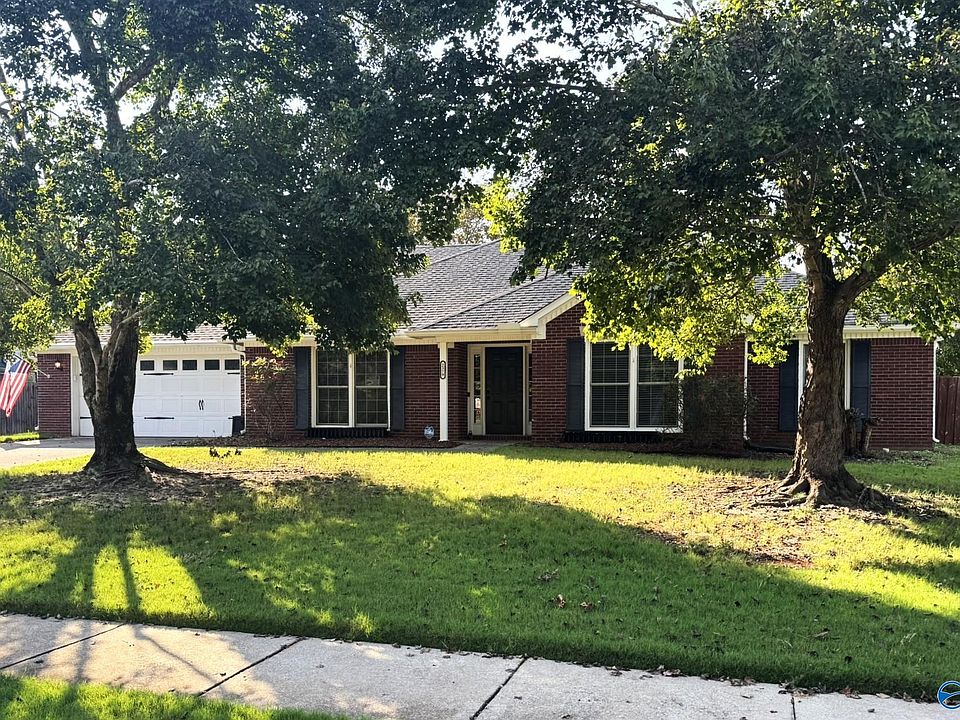 1st image of 2379 Villaret Dr SW