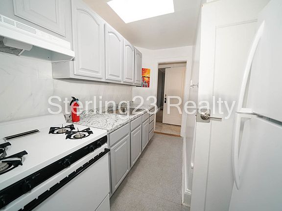2nd image of 21-34 28th St #2B