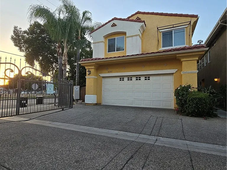 16765 Tim Ln — Photo 3