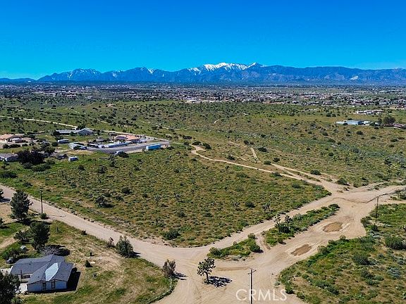 2nd image of 1 Smoke Tree Rd