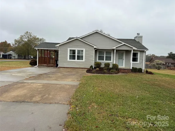 1030 Van Gogh Dr SW, Concord, NC 28027