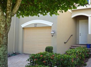 7050 Bay Woods Lake Ct APT 202, Fort Myers, FL 33908