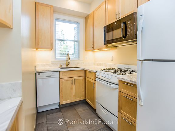 3rd image of 815 Pierce St #4