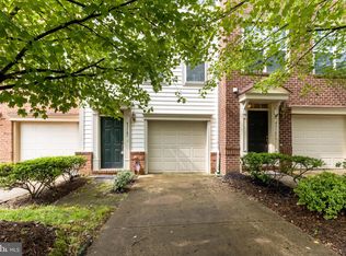 43147 Huntsman Sq, Ashburn, VA 20148