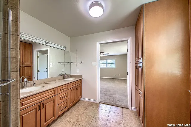 8406 Deer Holw — Photo 23