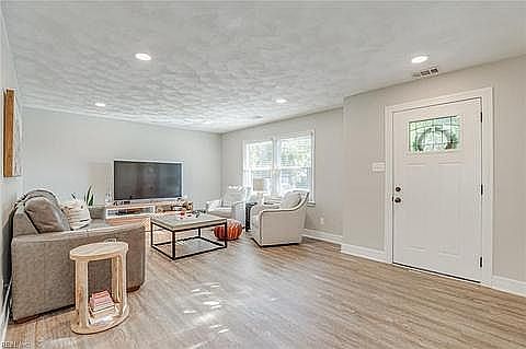 1st image of 3608 Virginius Dr