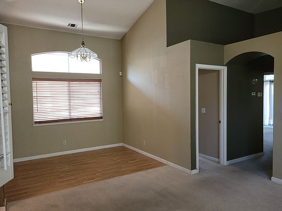 3rd image of 2513 Julliard Cir
