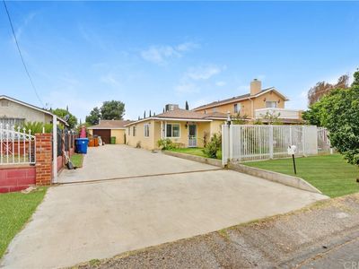 8557 Lehigh Ave, Sun Valley, CA, 91352