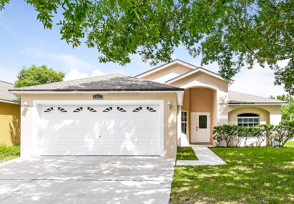 2307 Ole Hickory Dr