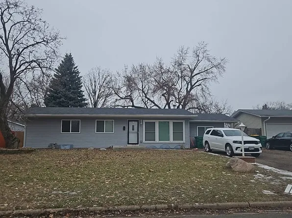 6305 Brooklyn Dr, Brooklyn Center, MN 55430