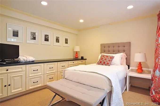 33 Sentry Hill Rd — Photo 20