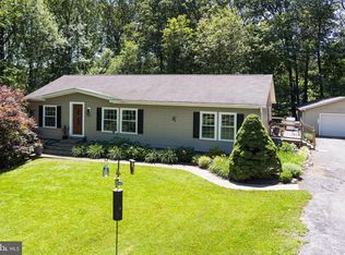 2700 Bird View Rd, Westminster, MD 21157
