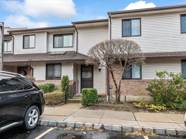 257 Aspen Court #257, Wantagh, NY 11793