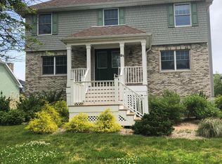 81 Ward Ave, Rumson, NJ 07760