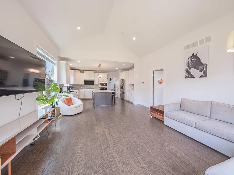 3081 N Spurway Dr — Photo 22