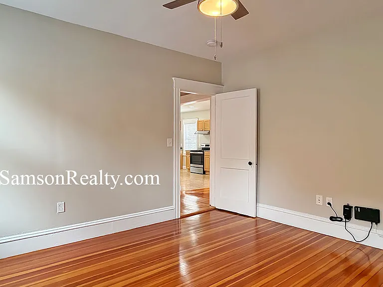 131 Abbott St #2 — Photo 18