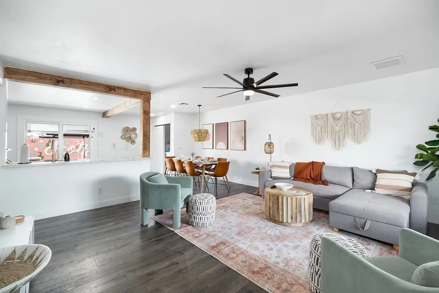 3 bed, 1302 sqft, $3,500 — Photo 4