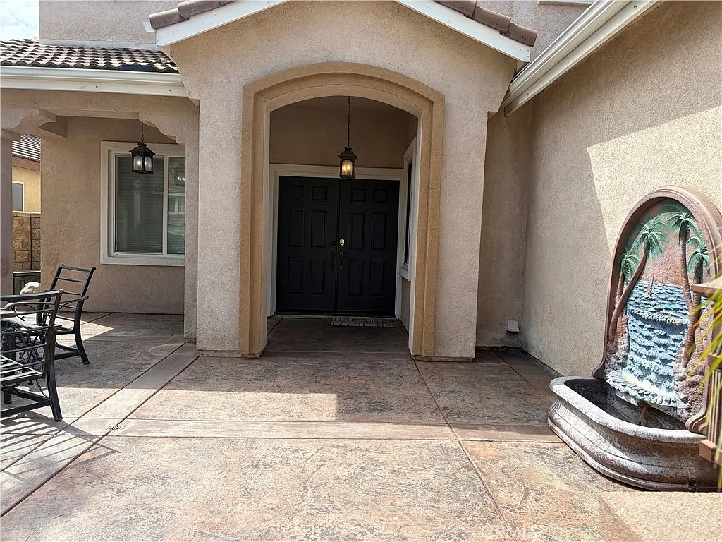 4 bed, 3581 sqft, $3,895 — Photo 3