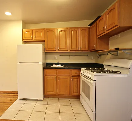 Rented by Rental Solutions Inc | media 40