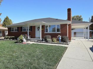 8207 Smithton Rd, Louisville, KY 40219