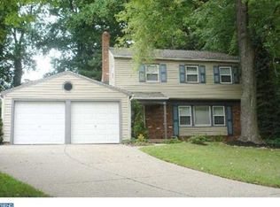 29 Saddle Ln, Cherry Hill, NJ 08002