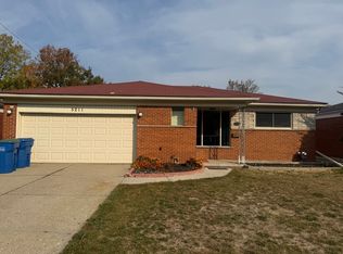 5211 Linda St, Warren, MI 48092
