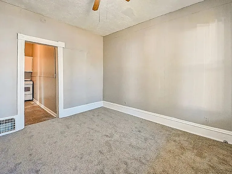 1409 Bever Ave SE #1 — Photo 11