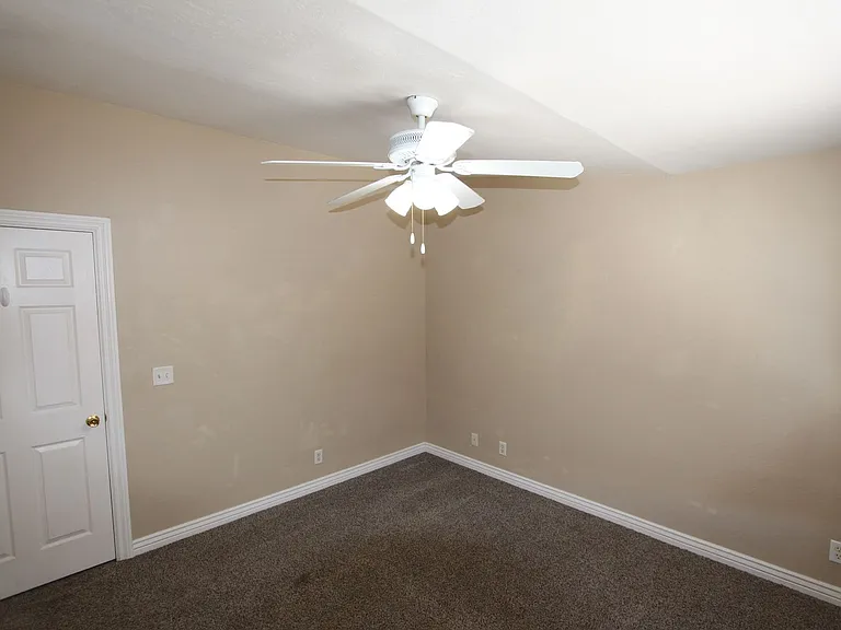1535 E Payton Way — Photo 28