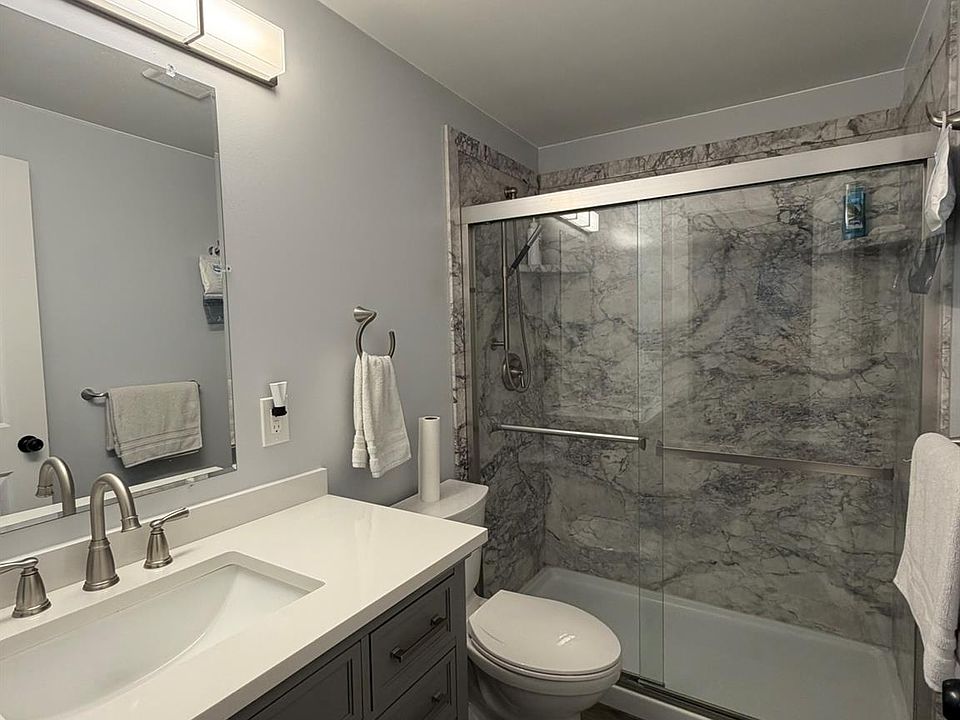 825 Rowlinson Ln, photo 12