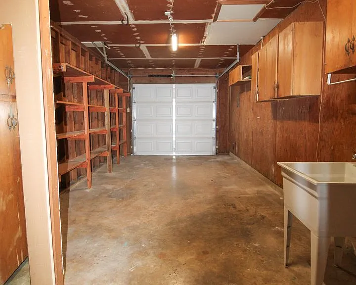 4102 Waikiki Dr — Photo 13