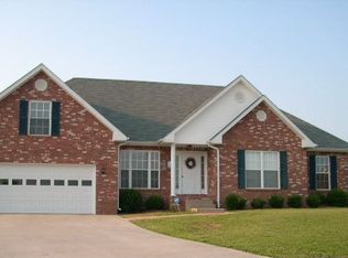 292 Rebecca Ann Ct, Clarksville, TN 37043