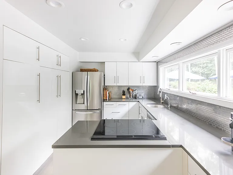 10 Crows Nest Cir — Photo 6