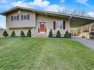 427 Eastwood Blvd, Centereach, NY 11720