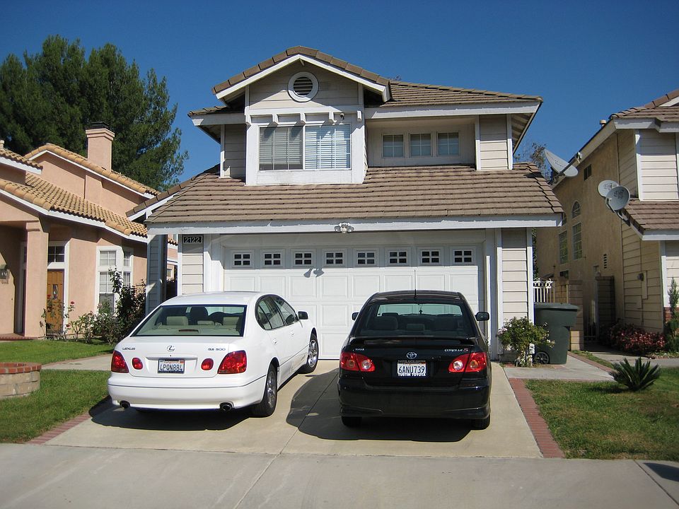 1st image of 2122 E Wild Flower Ln