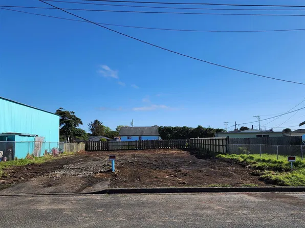 771 Lauff Ave, Crescent City, CA 95531