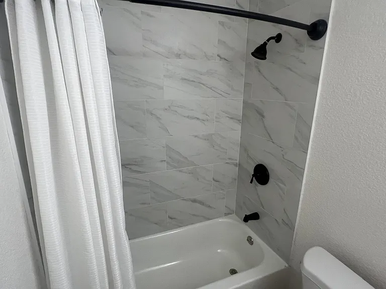 1718 N 26th Pl #10 — Photo 14