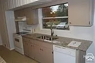 160 Harold Dr — Photo 3