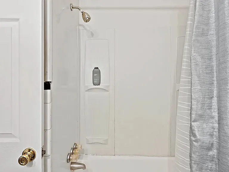 2802 Berwick Ave — Photo 14