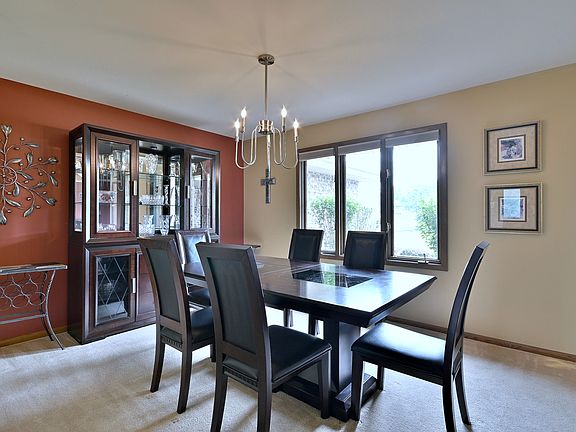 5th image of 7624 Chestnut Dr